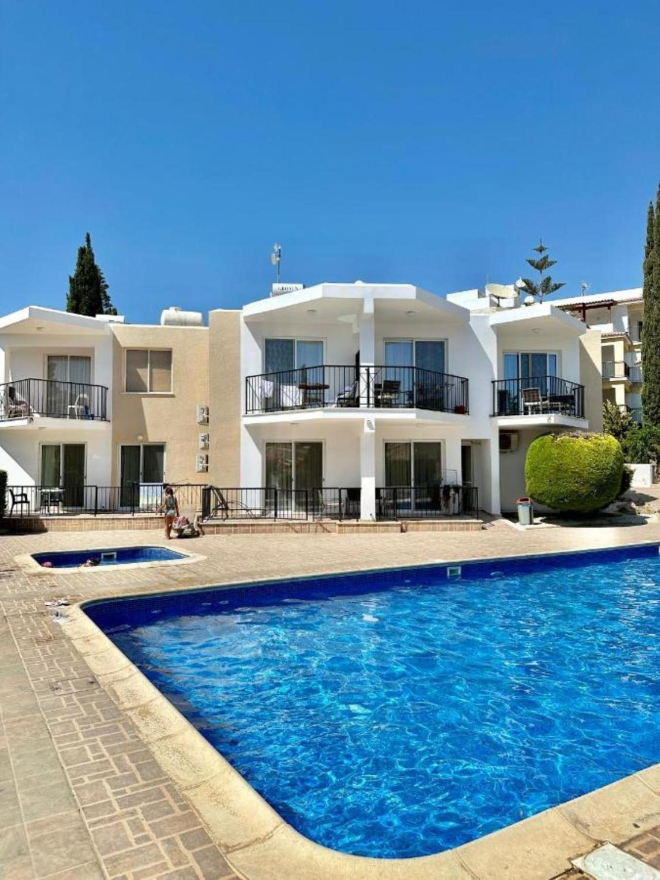 H&O Danaos Sea Breeze Apartment Paphos Exterior photo