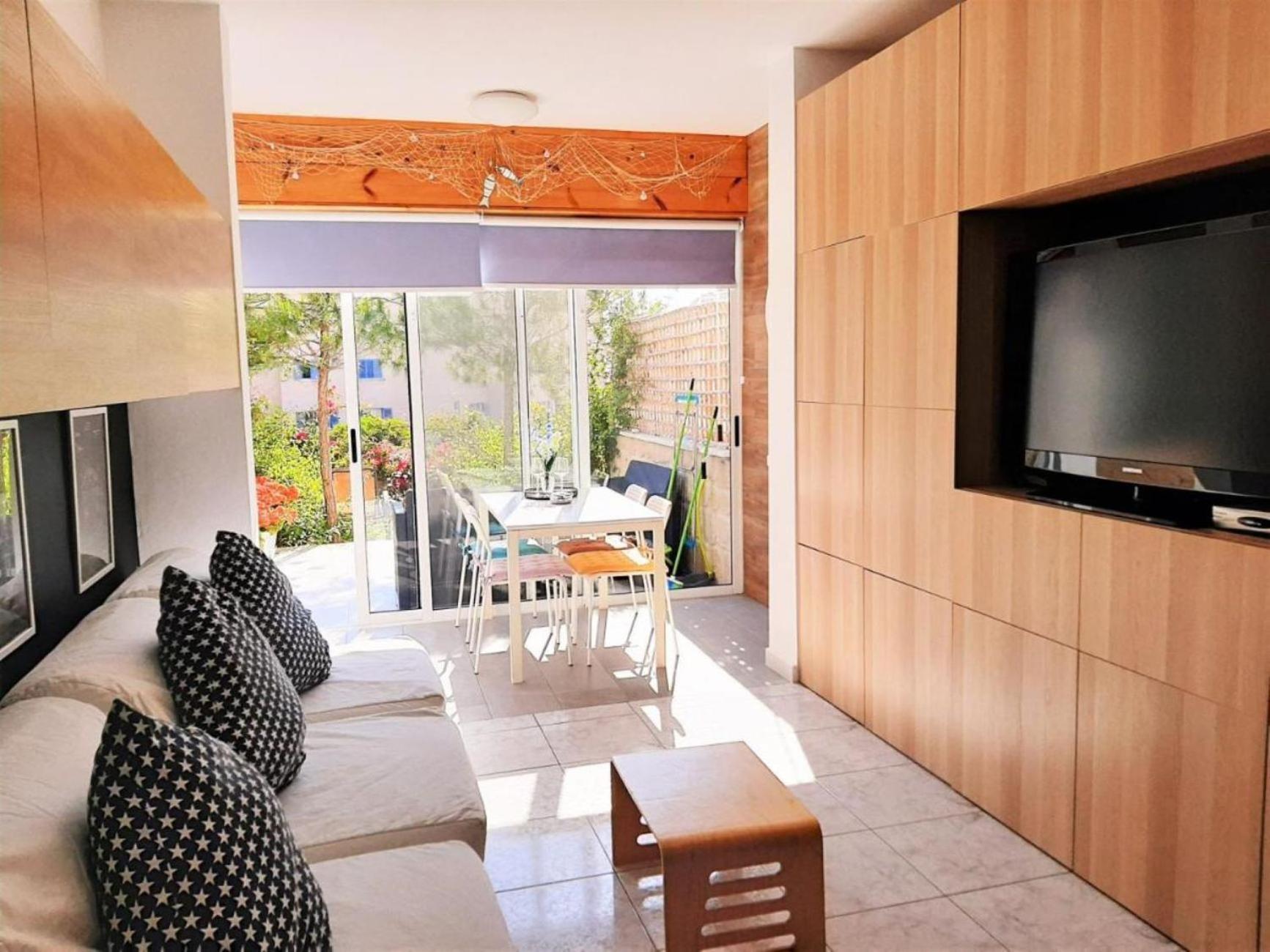 H&O Danaos Sea Breeze Apartment Paphos Exterior photo